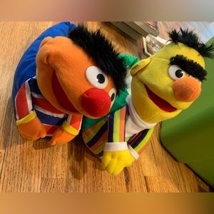Bert and Ernie house slippers. Sesame Street. Vintage
